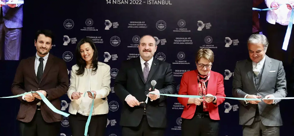 DESIGNHUB-IST Tasarım, Eğitim ve Uygulama Merkezi Açıldı
