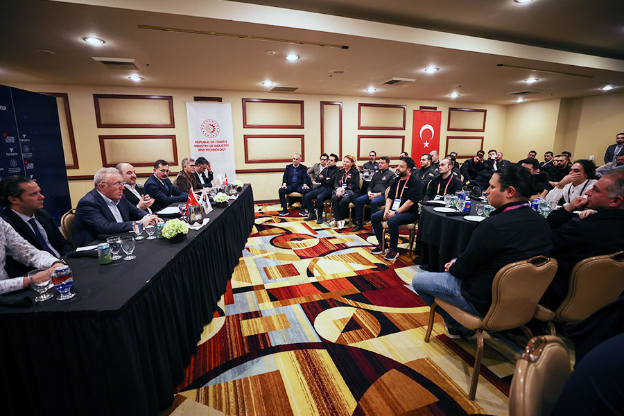 CES 11- İSTİŞARE Toplantısı.jpg