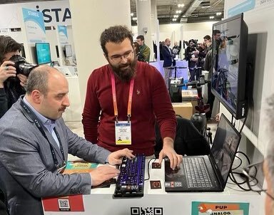 CES-12-STAND-ZİYARET.jpg